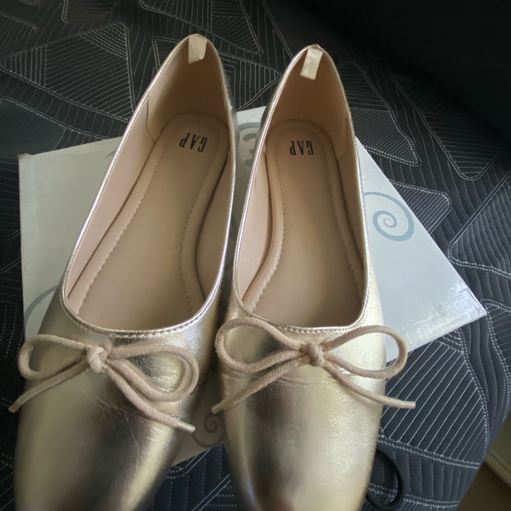 GAP Gold Flats Slip-On Loafers